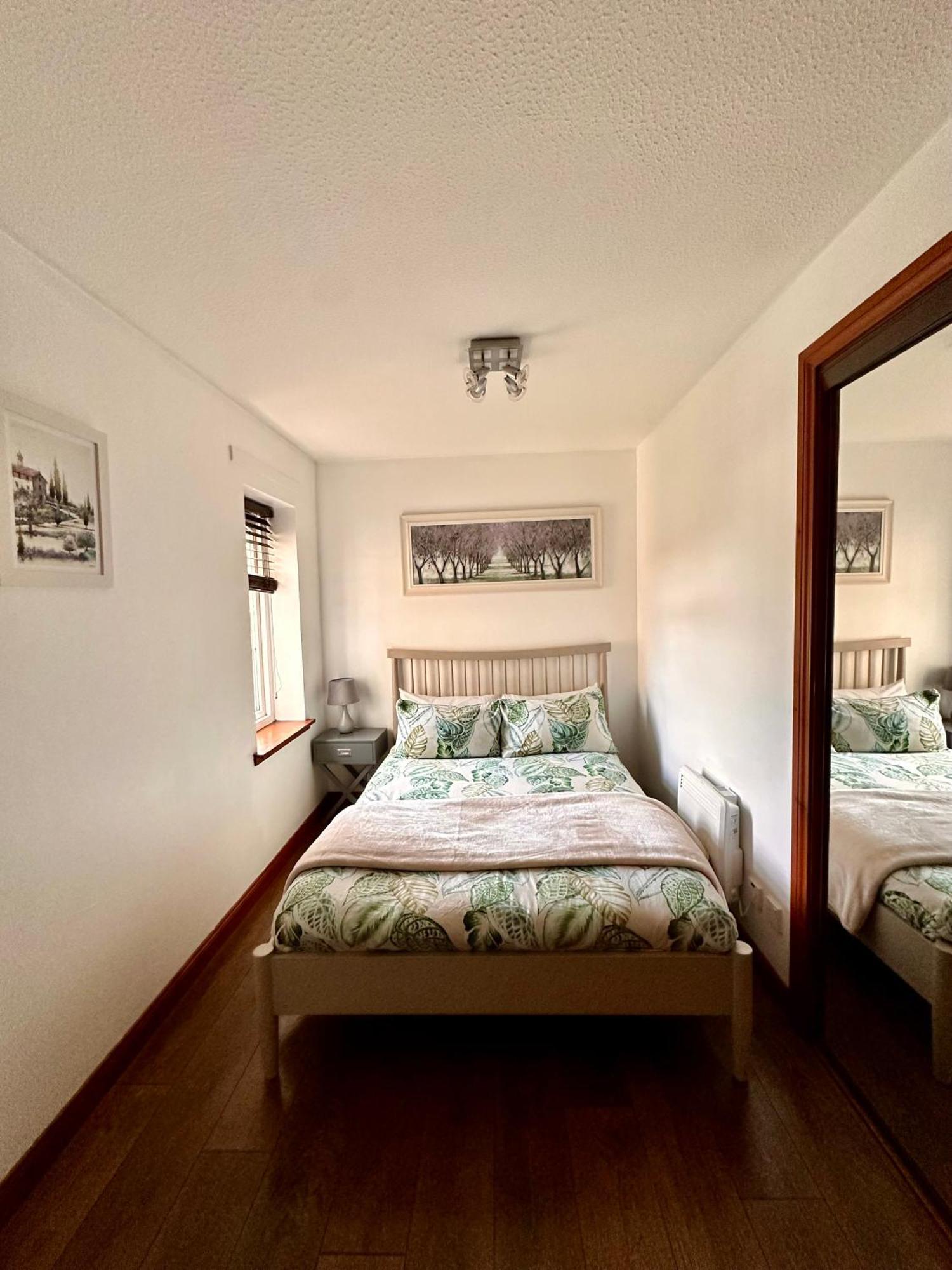 Apartment With Parking, Close To The Raigmore Hospital Inverness Kültér fotó